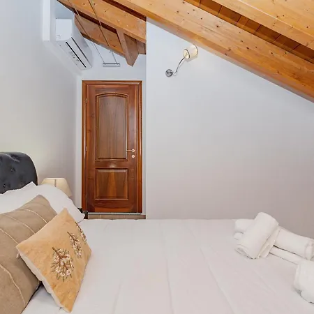 Bnbest Tricolore 6 Pax 140 Sqm Apartament Mediolan