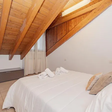 Apartmán Bnbest Tricolore 6 Pax 140 Sqm Milán