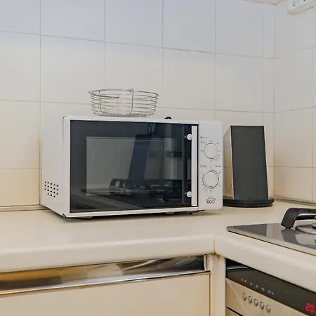 Bnbest Tricolore 6 Pax 140 Sqm *