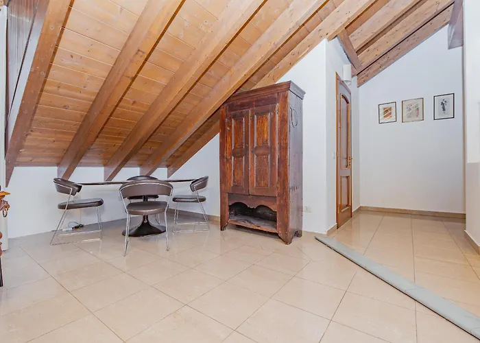 Bnbest Tricolore 6 Pax 140 Sqm Mediolan