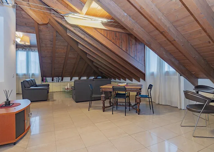 Apartament Bnbest Tricolore 6 Pax 140 Sqm